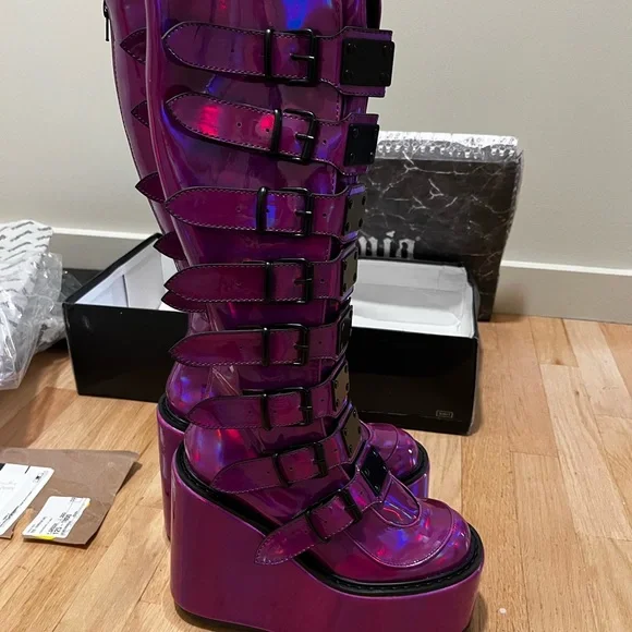 Women's Iridescent Purple Platform Boots - Picture 3 of 3